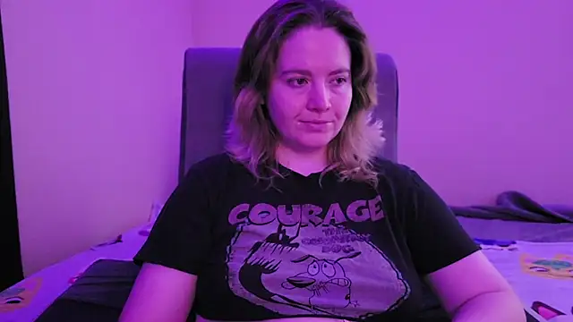 Snapshot of InternetFairy_XO chatting on 25, 10, 2025 InternetFairy XO online show from 25, 10, 2025