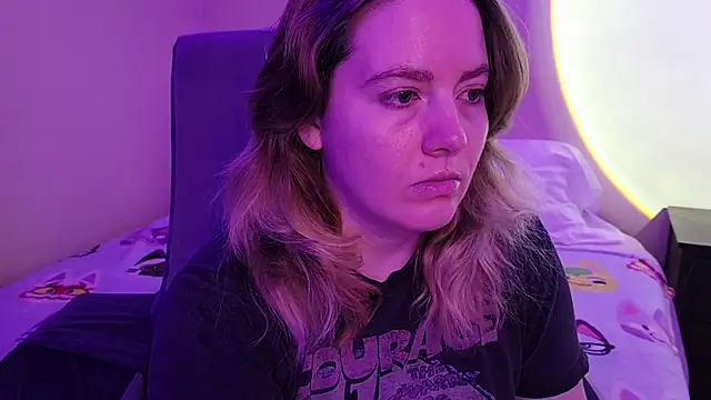 Snapshot of InternetFairy_XO chatting on 3, 12, 2025 InternetFairy XO online show from 3, 12, 2025