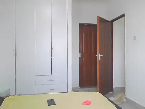 petiteebony 81 online show from 2, 11, 2025