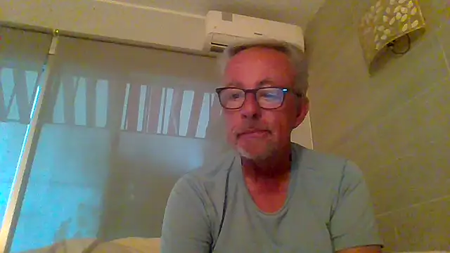 tuggy59 online show from 17, 11, 2025