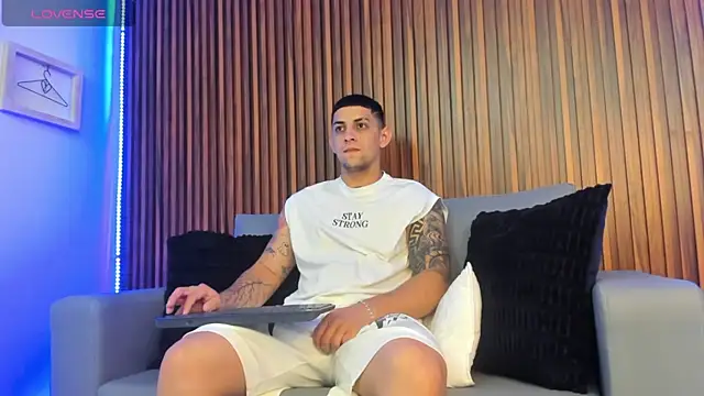 Snapshot of Alex_cute77 chatting on 10, 2, 2026 Alex cute77 online show from 10, 2, 2026