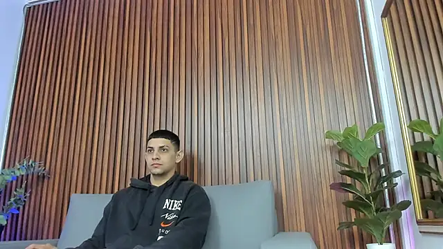 Snapshot of Alex_cute77 chatting on 14, 2, 2026 Alex cute77 online show from 14, 2, 2026