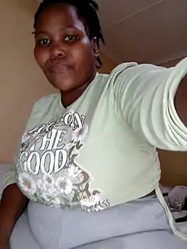 Real1SweetQueen online show from 15, 2, 2025