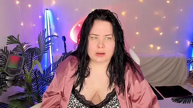 Akemi BBW online show from 20, 12, 2024
