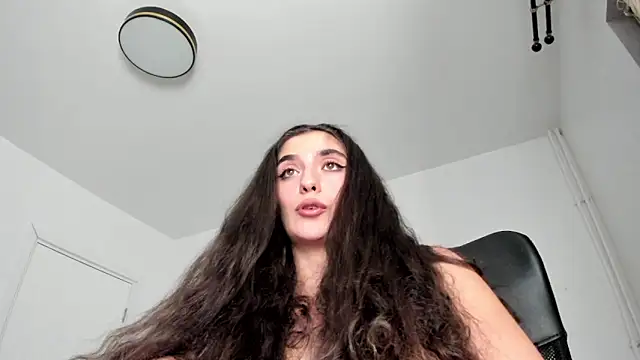 PortraitMarie online show from 26, 12, 2024