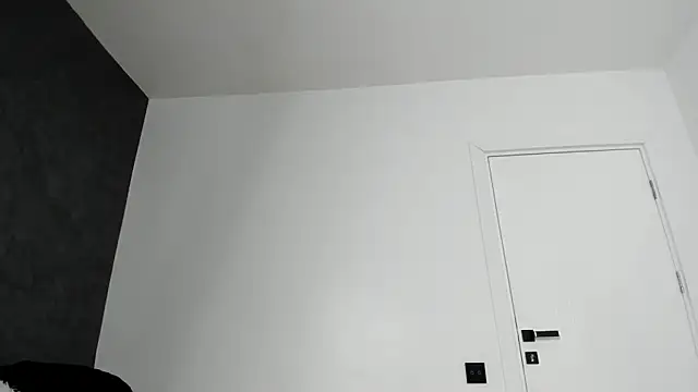 PortraitMarie online show from 2, 3, 2025