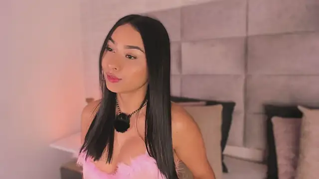 Snapshot of mia_crawford chatting on 17, 2, 2026 mia crawford online show from 17, 2, 2026