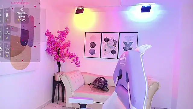 Isa reel online show from 10, 11, 2025