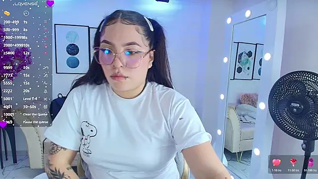 Snapshot of Isa_reel chatting on 21, 4, 2026 Isa reel online show from 21, 4, 2026