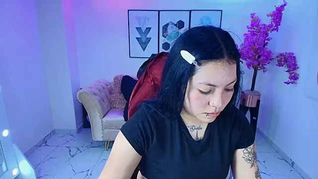 Snapshot of Isa_reel chatting on 15, 6, 2026 Isa reel online show from 15, 6, 2026