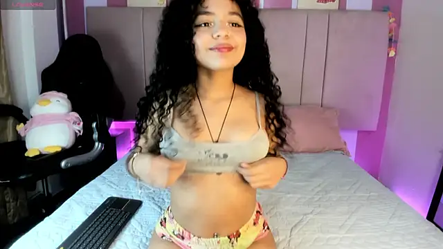 Winnifer Gonzal online show from 10, 3, 2025