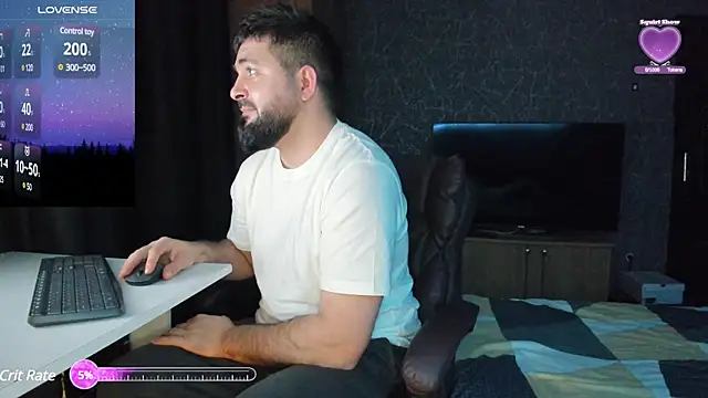 Snapshot of Eduu2322 chatting on 11, 12, 2024 Eduu2322 online show from 11, 12, 2024