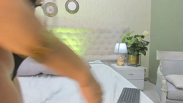 thecrazyadamss  online show from 28, 1, 2025