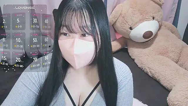 yuinyan3150 online show from 10, 5, 2026