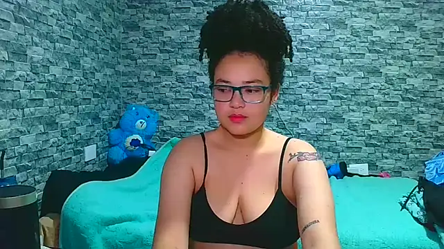 vanellope12 online show from 25, 3, 2026