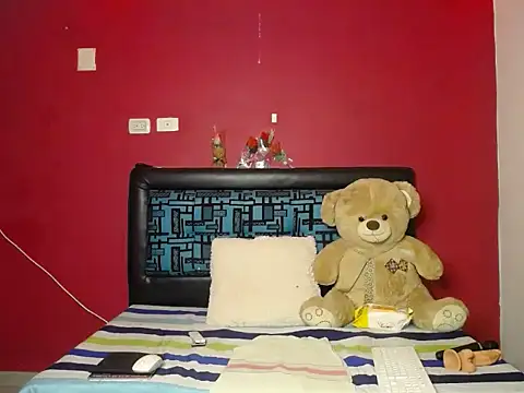 Snapshot of karolhot916 chatting on 23, 2, 2026 karolhot916 online show from 23, 2, 2026