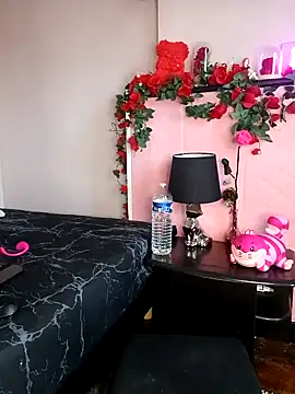 Lia Roxx online show from 5, 3, 2025