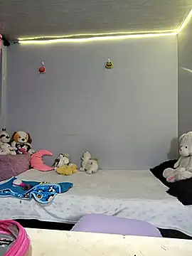 KATYGONZALEZ online show from 17, 3, 2025