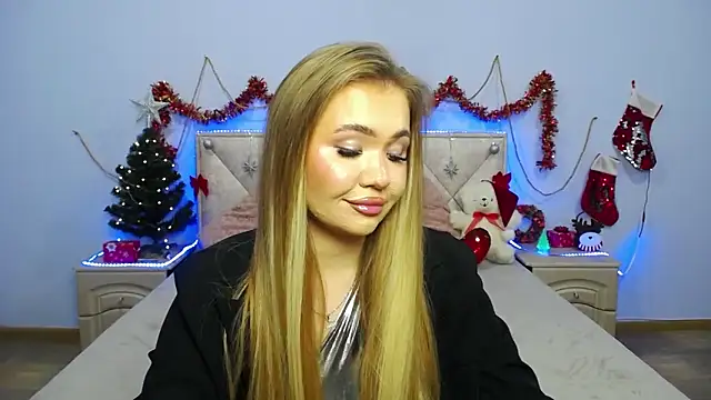 Snapshot of StacyYellig chatting on 4, 1, 2025 StacyYellig online show from 4, 1, 2025