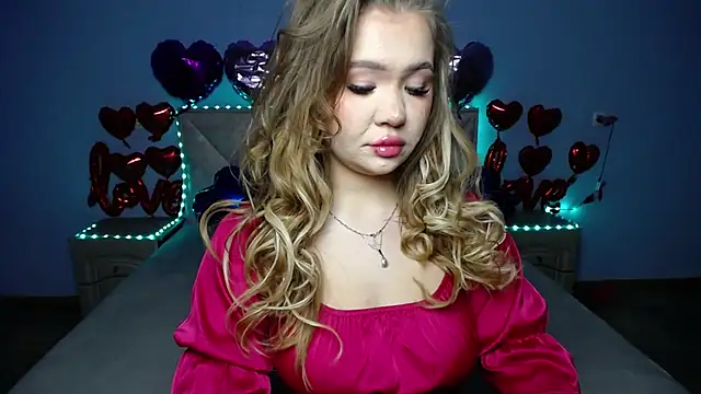 Snapshot of StacyYellig chatting on 21, 2, 2025 StacyYellig online show from 21, 2, 2025