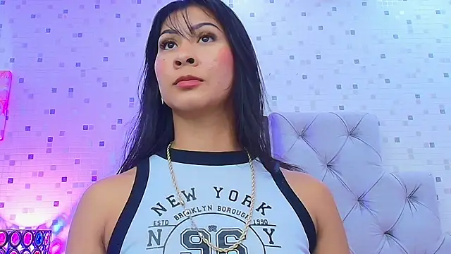 JulietaReyess online show from 30, 11, 2025