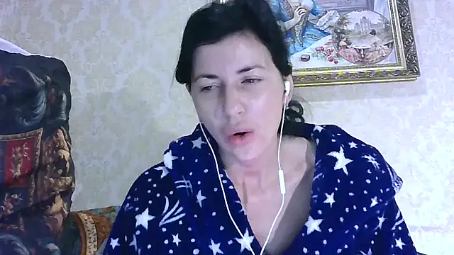 Snapshot of StunnigArt chatting on 5, 5, 2026 StunnigArt online show from 5, 5, 2026