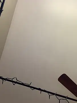 Snapshot of KittyLoroi chatting on 27, 10, 2025 KittyLoroi online show from 27, 10, 2025