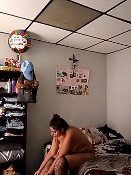 stefanie010 online show from 28, 10, 2025