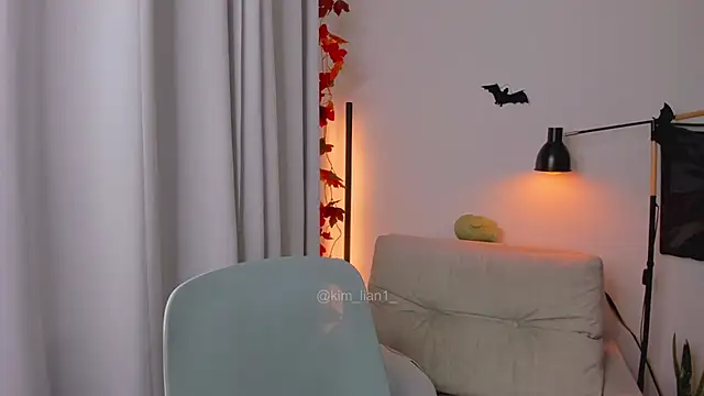 kim lian21 online show from 10, 10, 2025