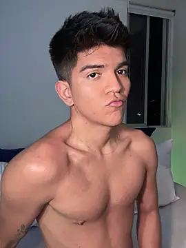 santiago 01 online show from 2, 2, 2025