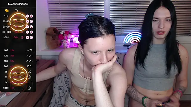 Snapshot of sky9669 chatting on 8, 10, 2025 sky9669 online show from 8, 10, 2025