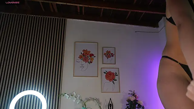 LillyDolls23 online show from 11, 4, 2026