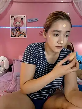 Snapshot of NaomiShimizu chatting on 13, 1, 2025 NaomiShimizu online show from 13, 1, 2025