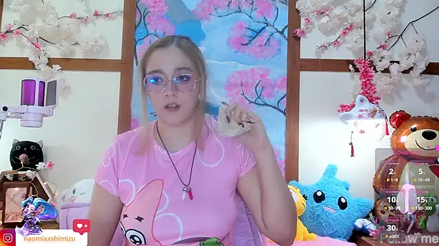 Snapshot of NaomiShimizu chatting on 21, 2, 2025 NaomiShimizu online show from 21, 2, 2025