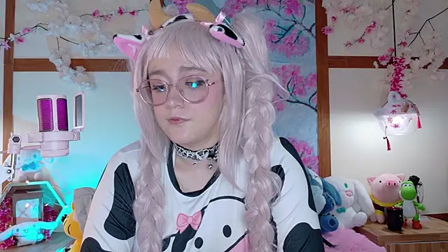 Snapshot of NaomiShimizu chatting on 16, 3, 2025 NaomiShimizu online show from 16, 3, 2025