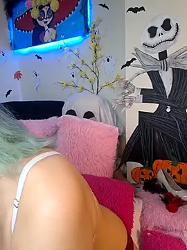 Snapshot of NaomiShimizu chatting on 29, 10, 2025 NaomiShimizu online show from 29, 10, 2025