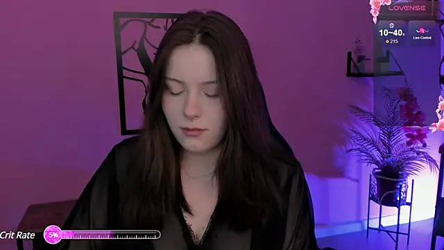 Snapshot of CoralineKeyns chatting on 5, 12, 2024 CoralineKeyns online show from 5, 12, 2024
