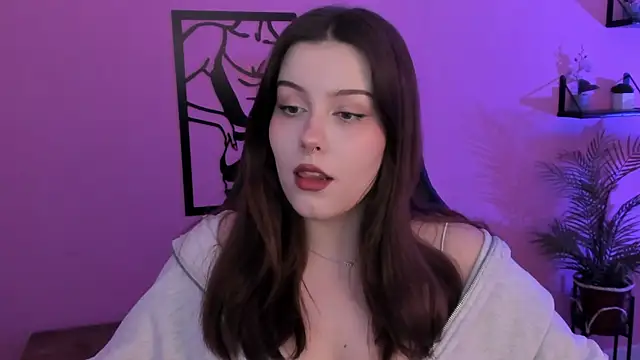 Snapshot of CoralineKeyns chatting on 3, 3, 2025 CoralineKeyns online show from 3, 3, 2025
