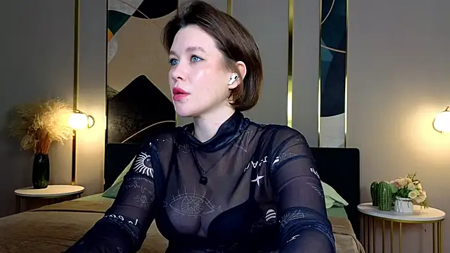 Snapshot of katy__moonj chatting on 26, 9, 2025 katy moonj online show from 26, 9, 2025