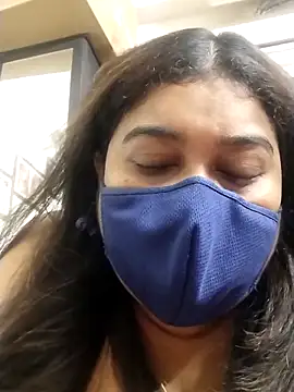 Snapshot of indianlisa5 chatting on 14, 5, 2026 indianlisa5 online show from 14, 5, 2026