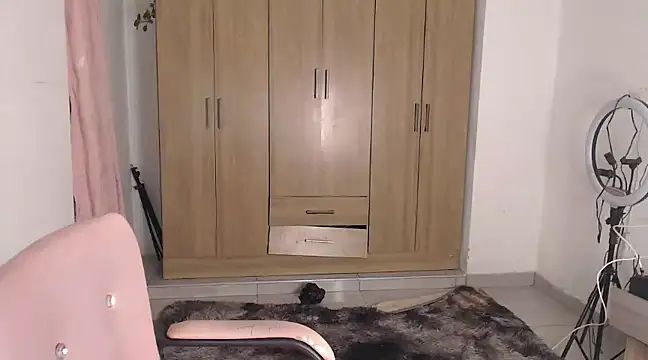 Snapshot of fairylatin222 chatting on 6, 2, 2025 fairylatin222 online show from 6, 2, 2025