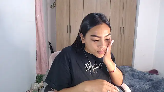 Snapshot of fairylatin222 chatting on 7, 2, 2025 fairylatin222 online show from 7, 2, 2025