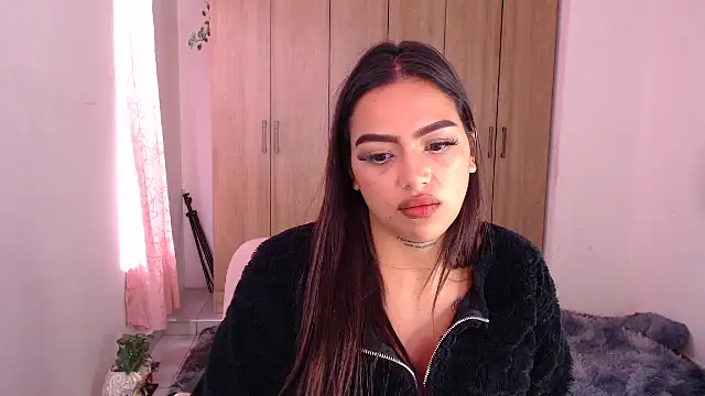 Snapshot of fairylatin222 chatting on 8, 2, 2025 fairylatin222 online show from 8, 2, 2025