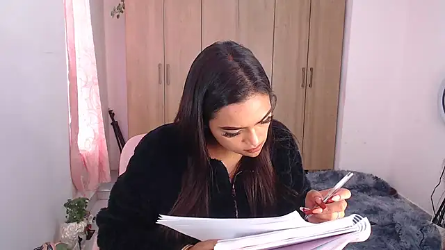 Snapshot of fairylatin222 chatting on 9, 2, 2025 fairylatin222 online show from 9, 2, 2025