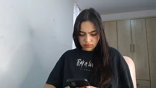 Snapshot of fairylatin222 chatting on 15, 2, 2025 fairylatin222 online show from 15, 2, 2025