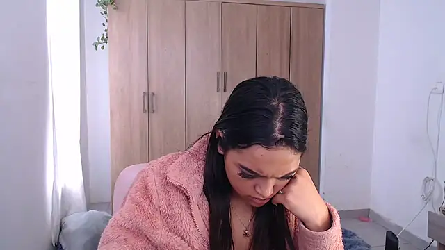 Snapshot of fairylatin222 chatting on 17, 2, 2025 fairylatin222 online show from 17, 2, 2025