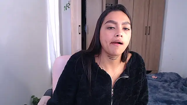 Snapshot of fairylatin222 chatting on 5, 3, 2025 fairylatin222 online show from 5, 3, 2025