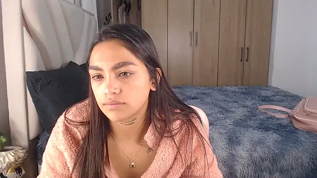 Snapshot of fairylatin222 chatting on 12, 3, 2025 fairylatin222 online show from 12, 3, 2025