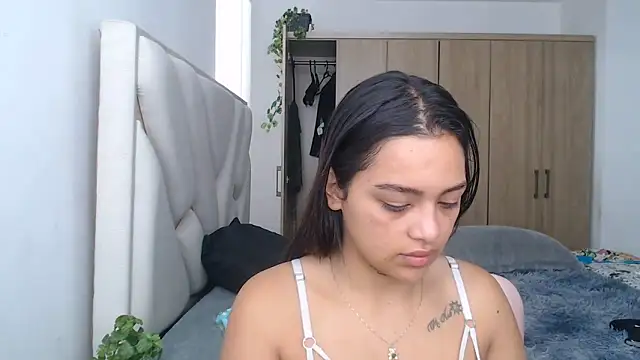 Snapshot of fairylatin222 chatting on 16, 3, 2025 fairylatin222 online show from 16, 3, 2025