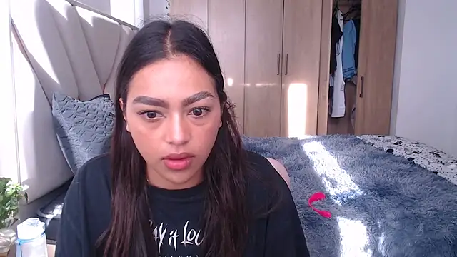 Snapshot of fairylatin222 chatting on 18, 3, 2025 fairylatin222 online show from 18, 3, 2025